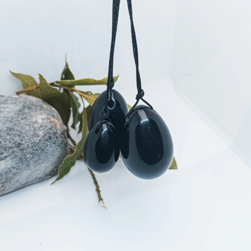 Lot de 3 œufs de yoni en obsidienne noire naturelle