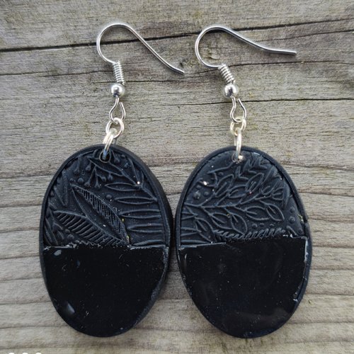 Boucle d'oreille