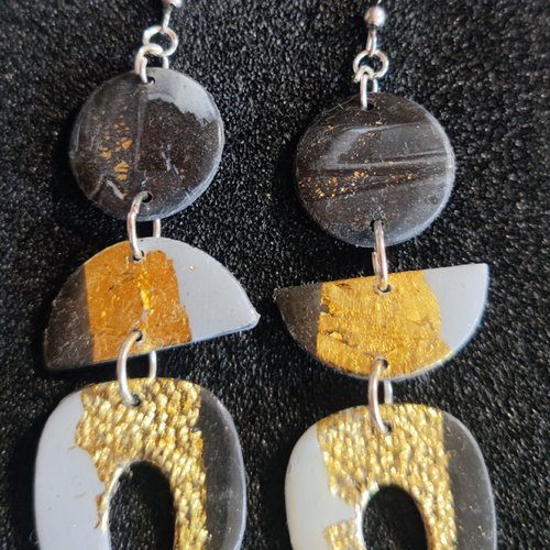 Boucle d'oreille