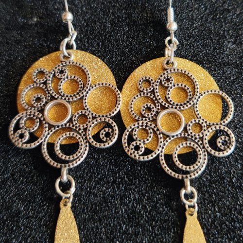 Boucle d'oreille