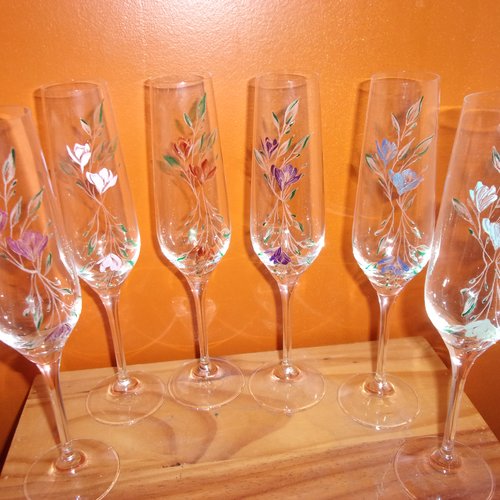 6 flutes à champagne motif fleurs, personnalisables