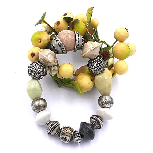 Bracelet élastique, perles céramique, laiton argenté, verre, bijou unique