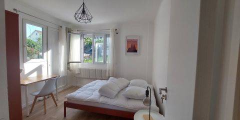 chambre 11 m2 avec entrée indépendante - RDC