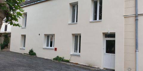 Devant la maison