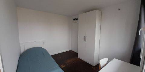 Chambre avec balcon