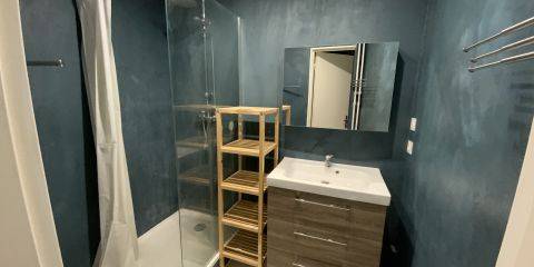 Salle d'eau principale