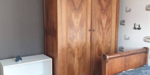 CHAMBRE 3 ARMOIRE