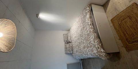 Chambre 1 avec accès terrasse
