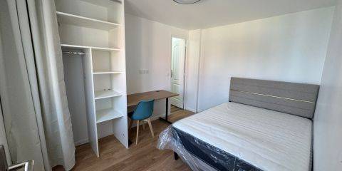 chambre 2 avec salle d'eau privative