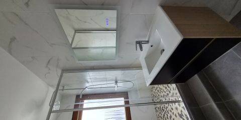 Salle de douche 1