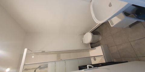 Studio 2 salle de douche