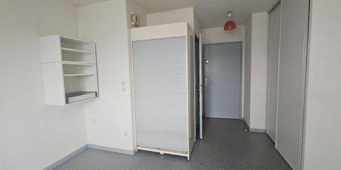 Vue entrée du studio
