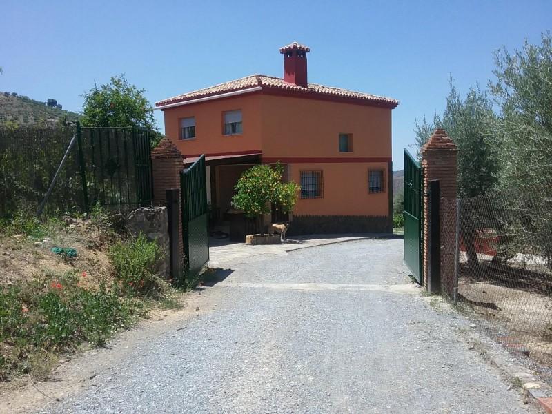 Chalet en Pinos Genil