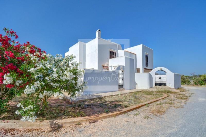 Bungalow myytävänä San Agustín - Cala de Bou - ALY-1136