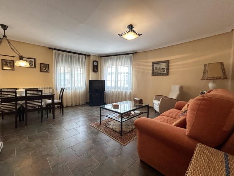 Chalet en venta en Novallas - MFP-1493