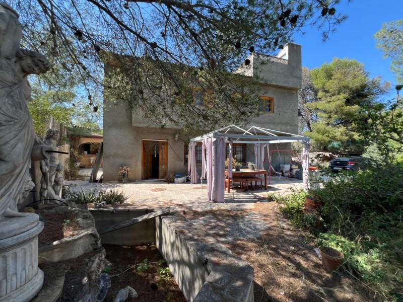 Chalet en venta en Urbanizaciones - DZK-05413