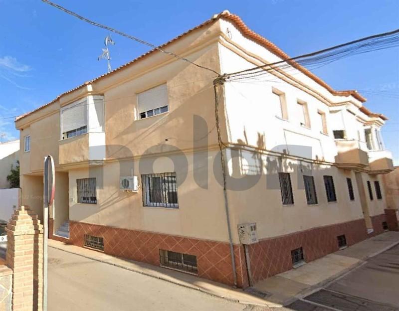 Piso en venta en Parque Victoria Eugenia, Málaga, Ref: 001-07820 ...