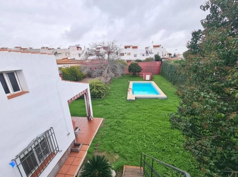 Casa en venta en Gines - EZD-1772