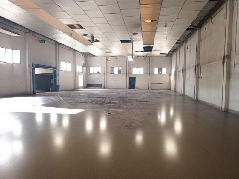 Industrial-unit for sale in Campo Alto - Club de Campo - BHS-00945