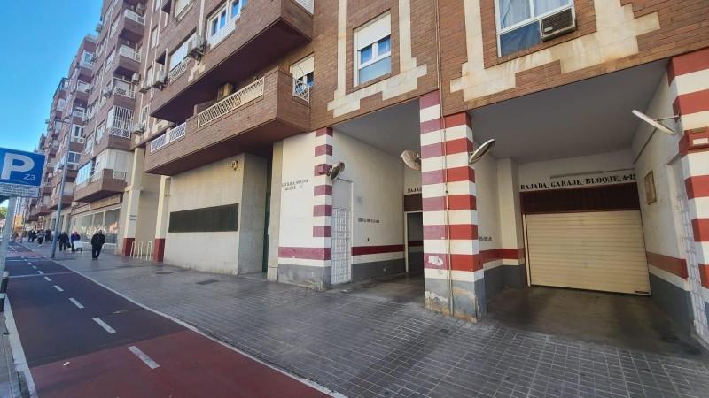 Garaje en alquiler en Nueva Andalucía - RPV-25251