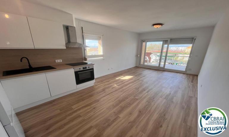 Apartamento en venta en Port Esportiu - Puig Rom - Canyelles - FSF-CBR-5829