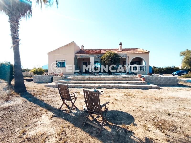 Casa en venta en San Bartolomé - CDR-Emp6140M
