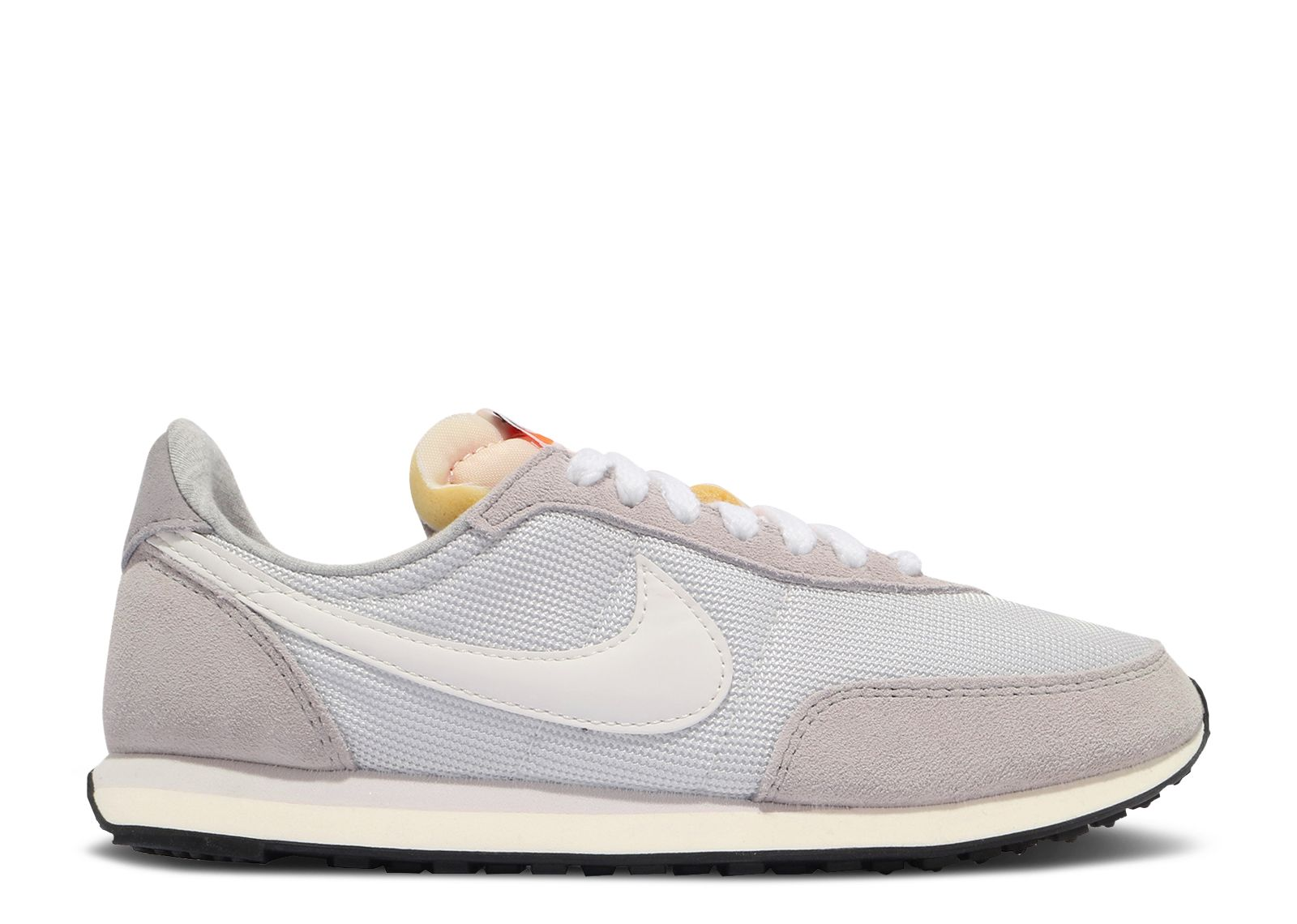 Sneakers Nike (WMNS) Nike Waffle Trainer 2 SE 'Mountain White' | DM9091-011