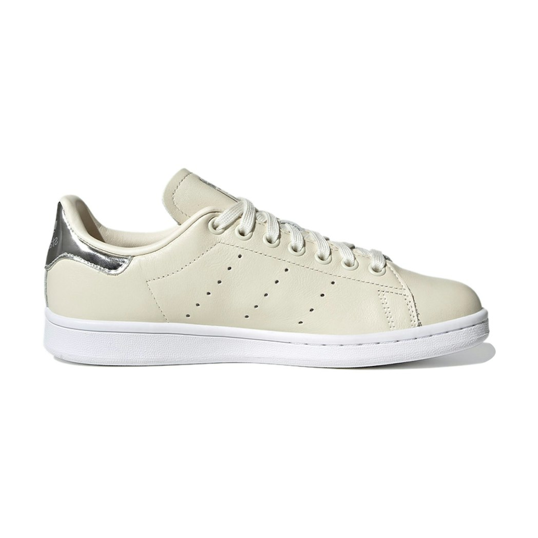 Sneakers Adidas (WMNS) adidas originals Stan Smith 'Off White Silver Metallic' | FY6773