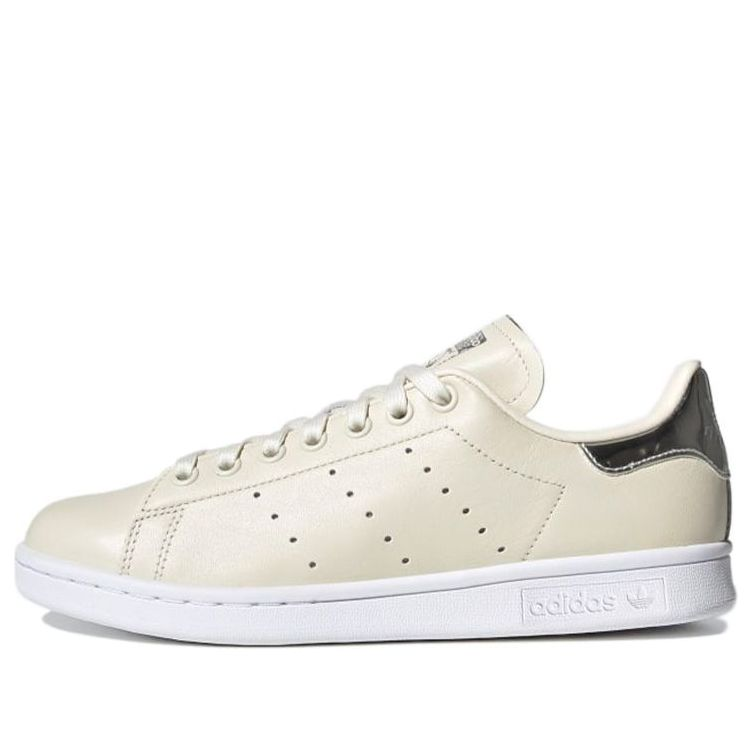 Sneakers Adidas (WMNS) adidas originals Stan Smith 'Off White Silver Metallic' | FY6773