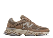 New Balance NB 9060 in Brown