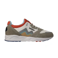 Karhu Aria 95 "The Forest Rules"