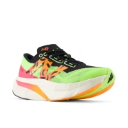 New Balance TCS London Marathon FuelCell SuperComp Elite v4 in Green Vert