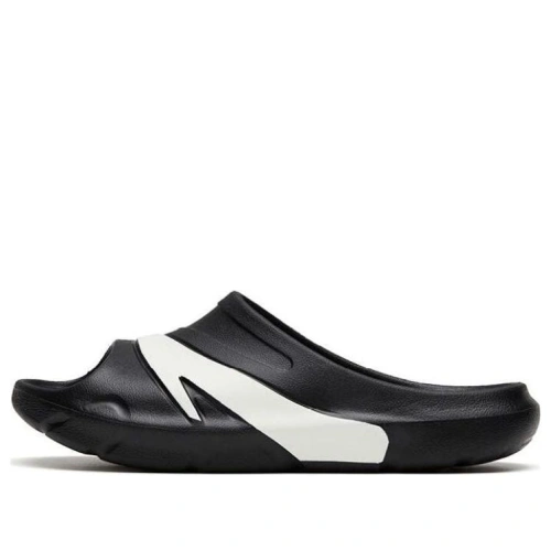 Anta (WMNS) C37 'Black White'