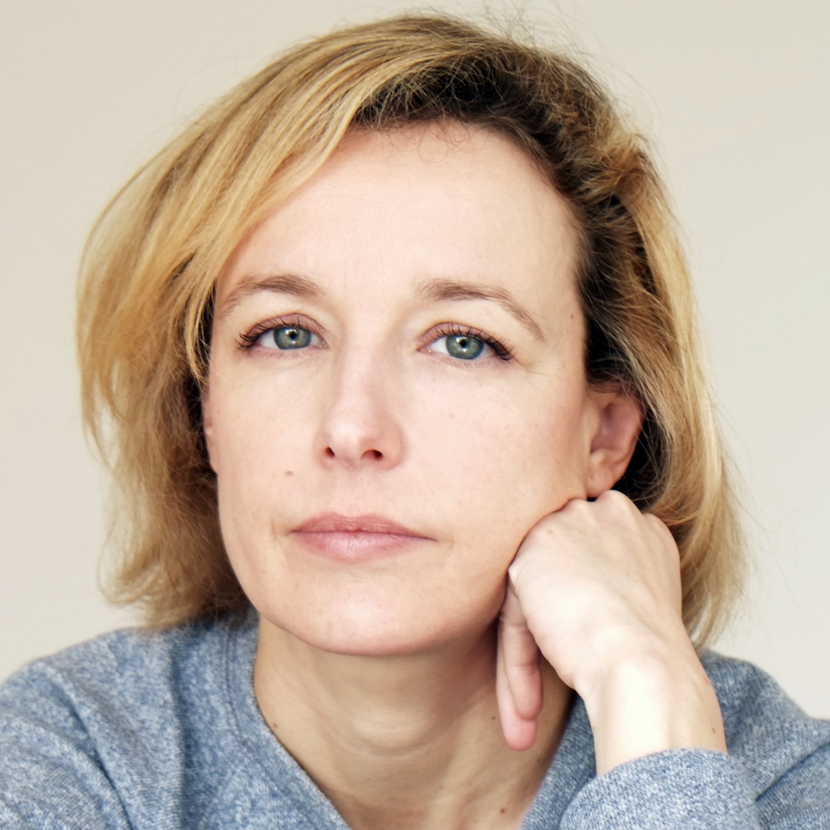 que-devient-julie-caignault-collection-de-gar-on-ylhe