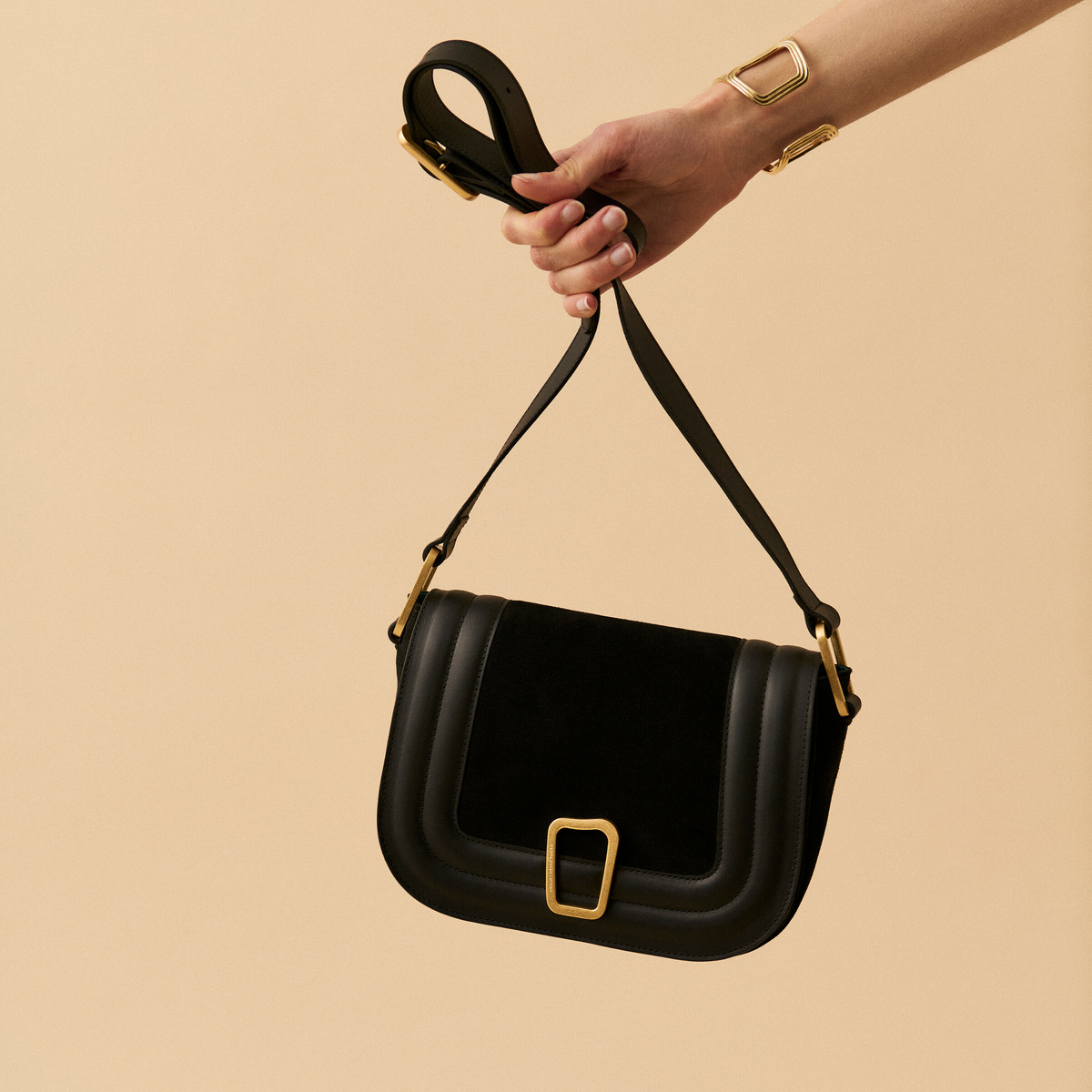 Shoulder bag Barth, City Black - W23 x H16 x D7 cm - 100% leather  - image 1