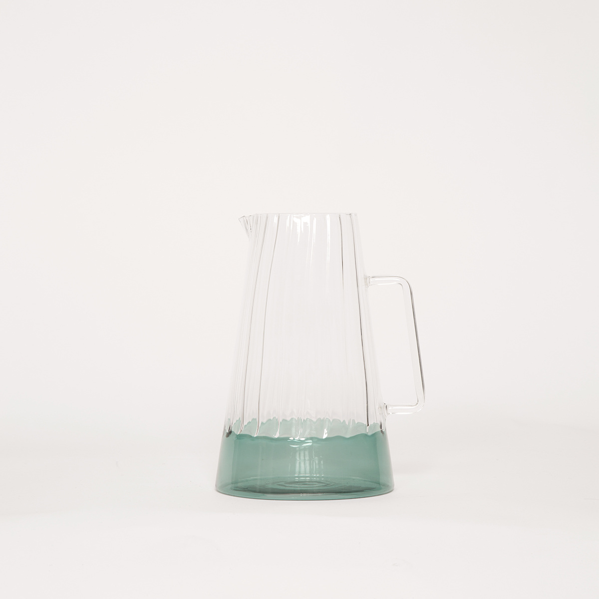 Carafe Eclat, Bleu Sarah - H20 cm - Blown glass - image 1