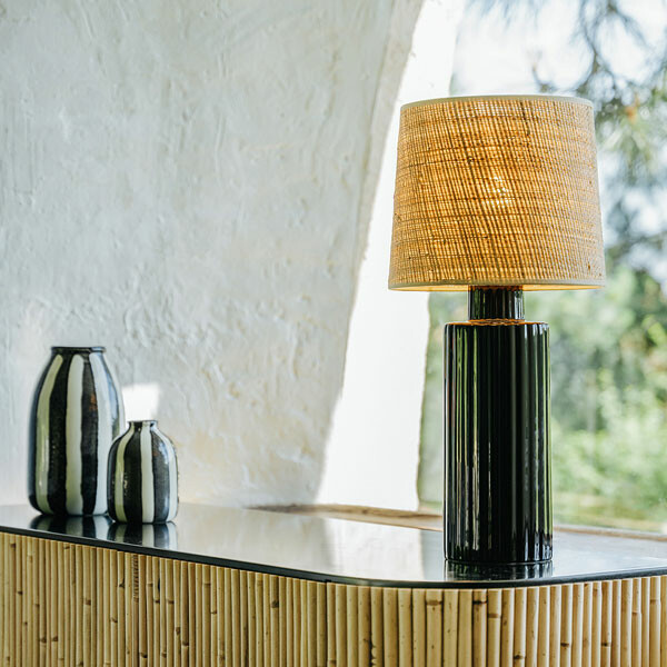 Lampe à poser Portofino, Vert - H54 cm - Céramique / Abat-jour Rabane - image 2