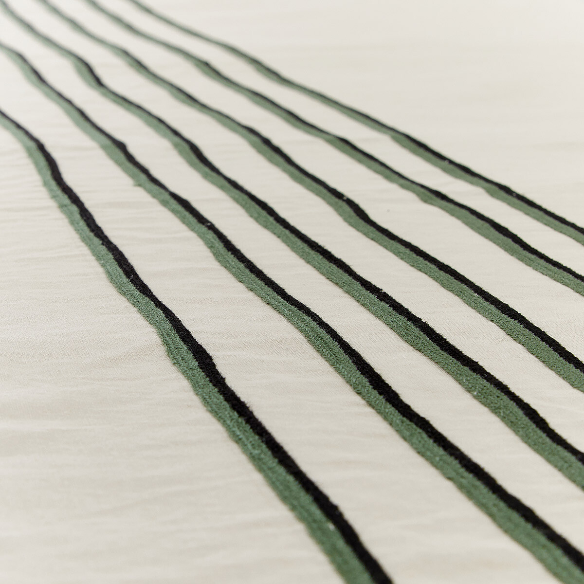 Tablecloth Echo, Ecru / Eucalyptus - 300 x 175 cm - Linen / Cotton - image 2