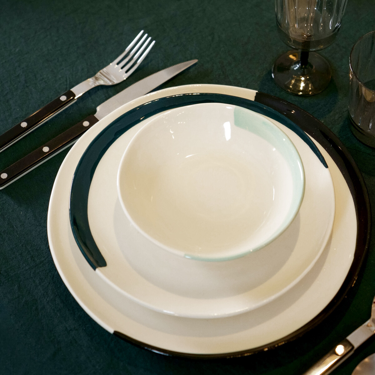 Assiette Plate Esquisse, Noir - ø26 cm - Faïence - image 2
