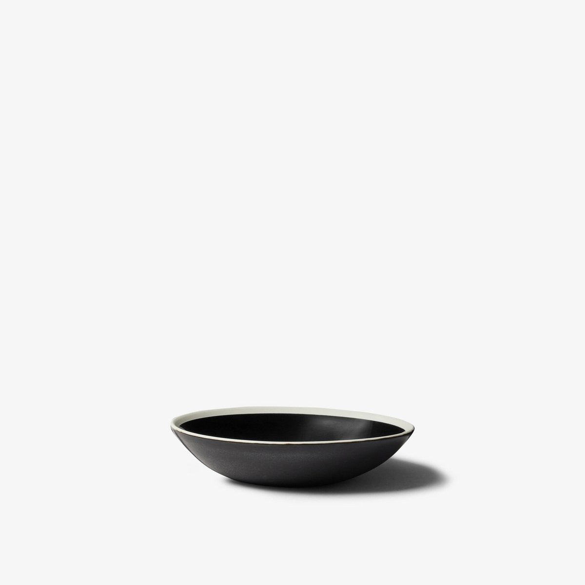 Soup Plate Sicilia, Black Radish - ø19 cm - Ceramic - image 1