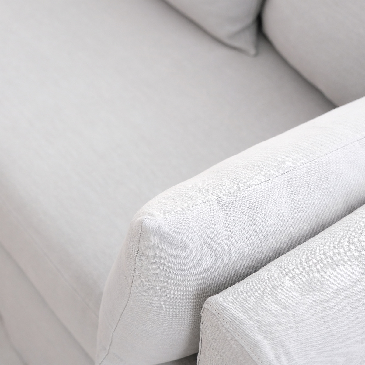 Box Sofa, L250 x P105 x H85 cm - Light Grey - Linen - image 3