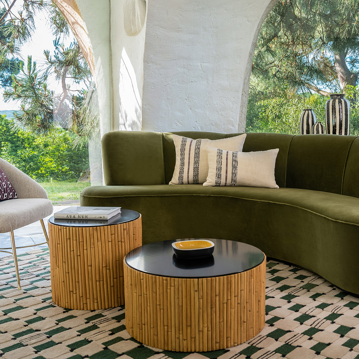 Duo of Coffee Tables Rivera, Natural / Black - ø60 x H30 cm and ø45 x H40 cm - Rattan / Lacquered wood - image 3