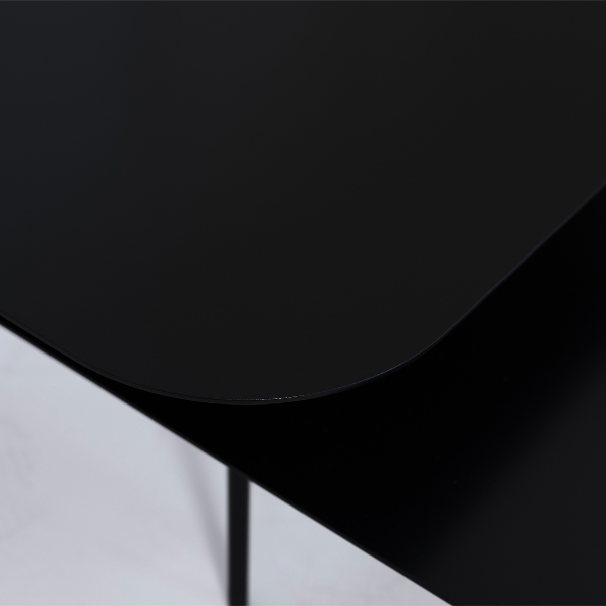 Coffee Table Tokyo Offset Tabletop, Black - L150 x W80 x H40 cm - Powder coated steel - image 3