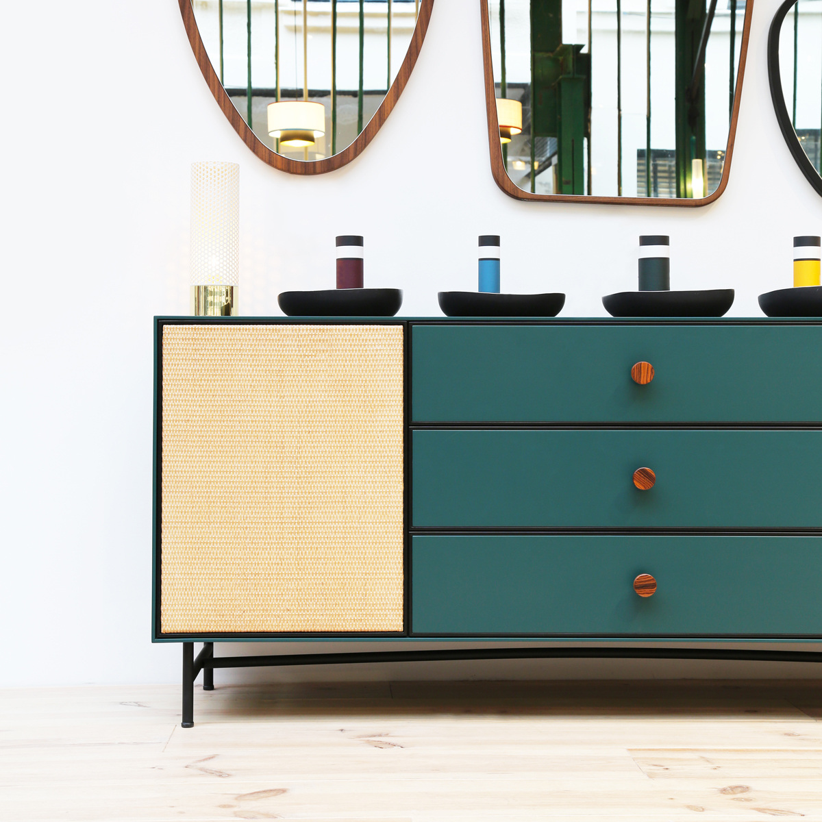 Sideboard Essence, Green - L180 x W45 x H75 cm - Lacquered wood - image 3