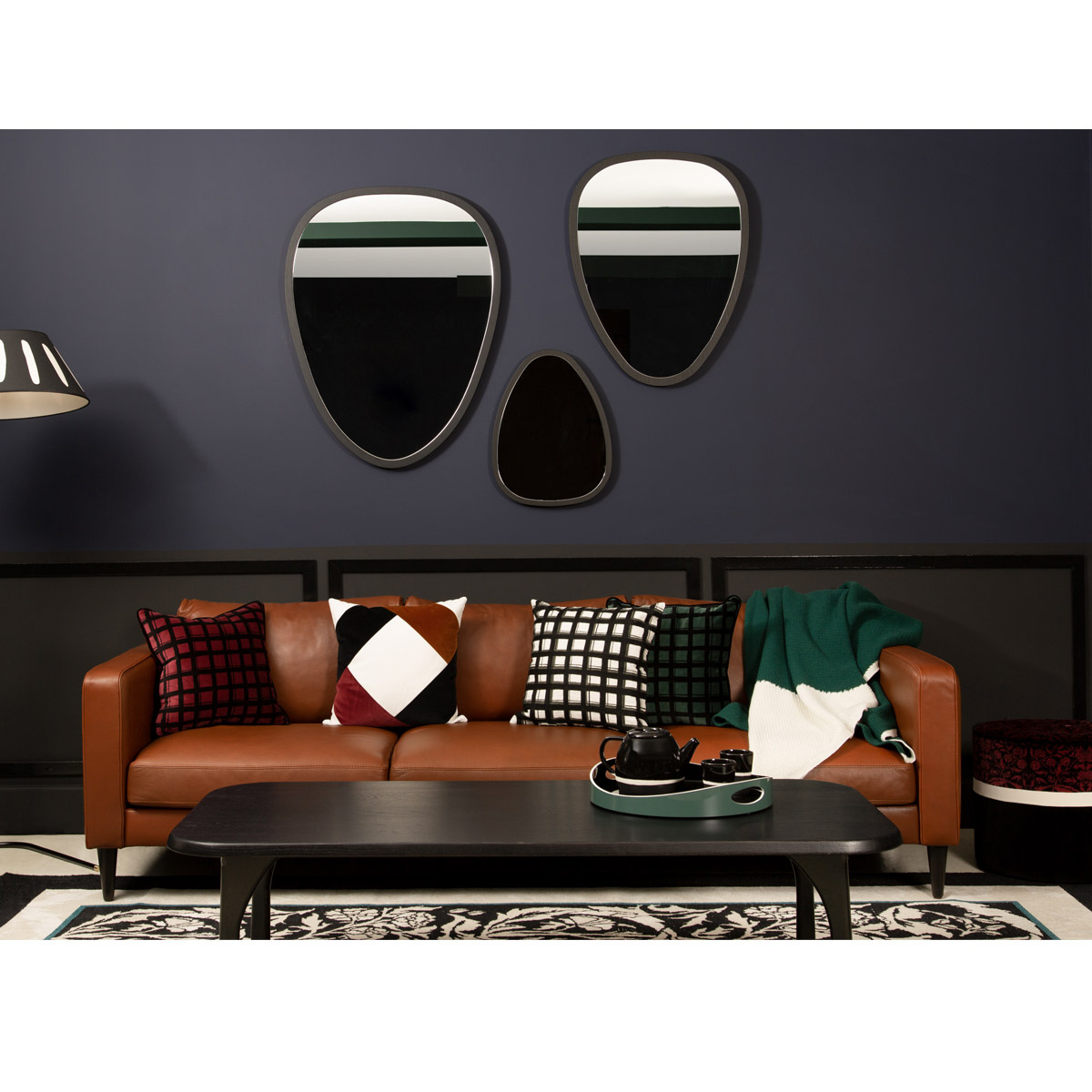 Sofa Noa, L230 x P90 x H75 cm / Leather - Wood - image 2