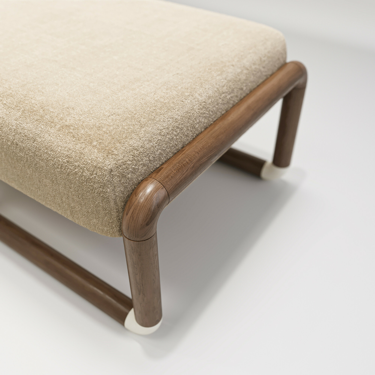 Nico bench, Cream - L160 x W60 x H42 cm - Walnut/Wool/Cotton - image 3