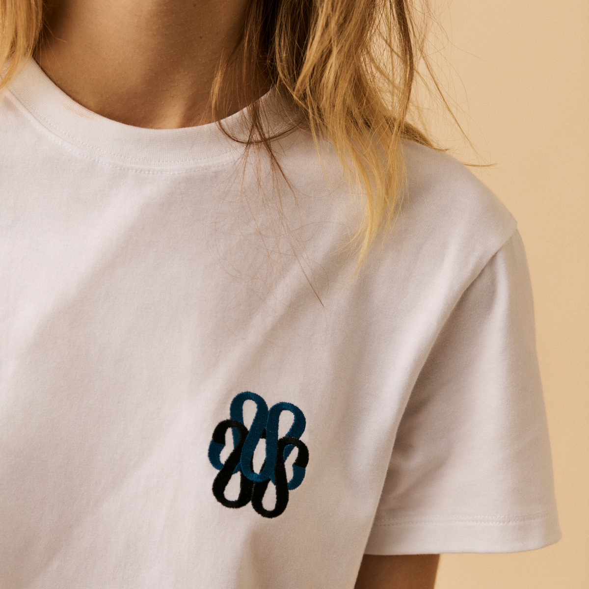 T-shirt Monogramme, Blanc - Col Rond - 100% Coton - image 2