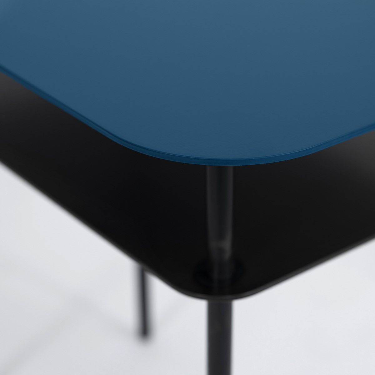 Table d'appoint Kara, Écru - L60 x l40 x H55 cm  - Acier brut Thermolaqué - image 10